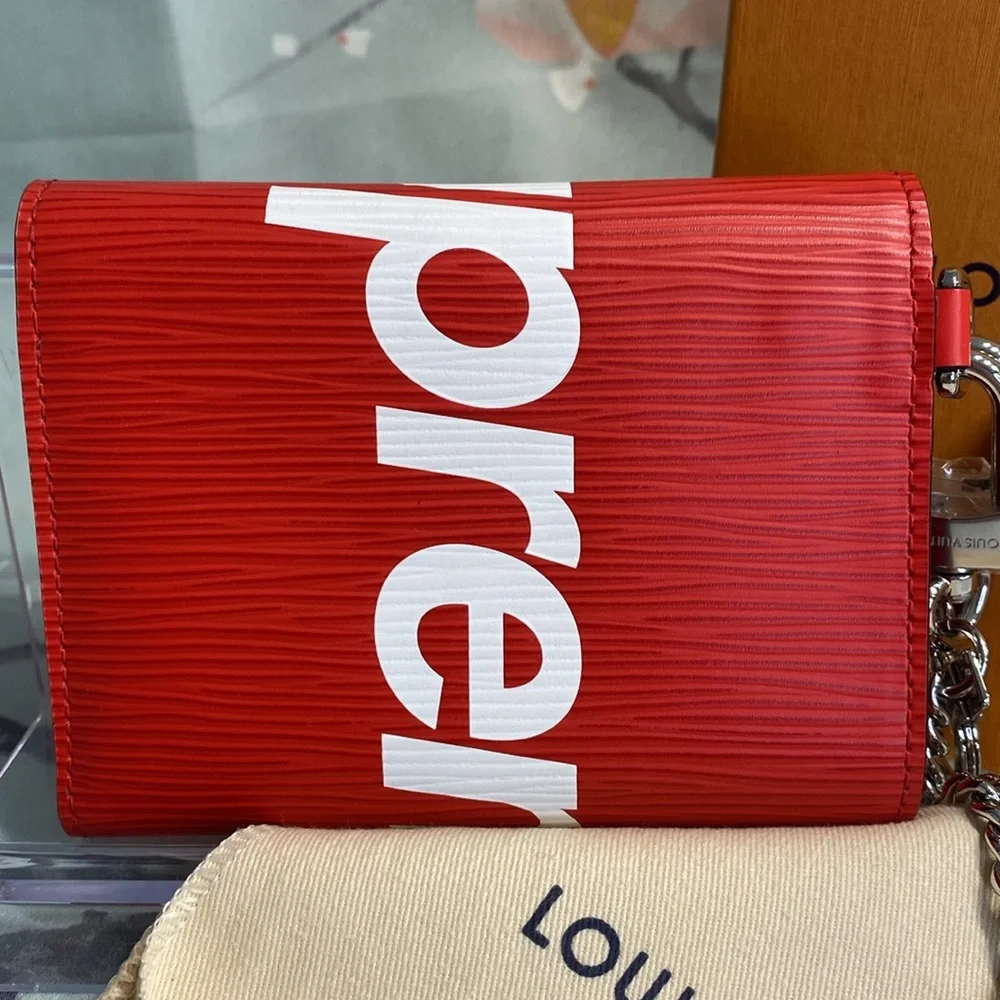 Louis Vuitton Supreme Red Epi Leather Pochette Jour GM Portfolio **HP** - Picture 4 of 14